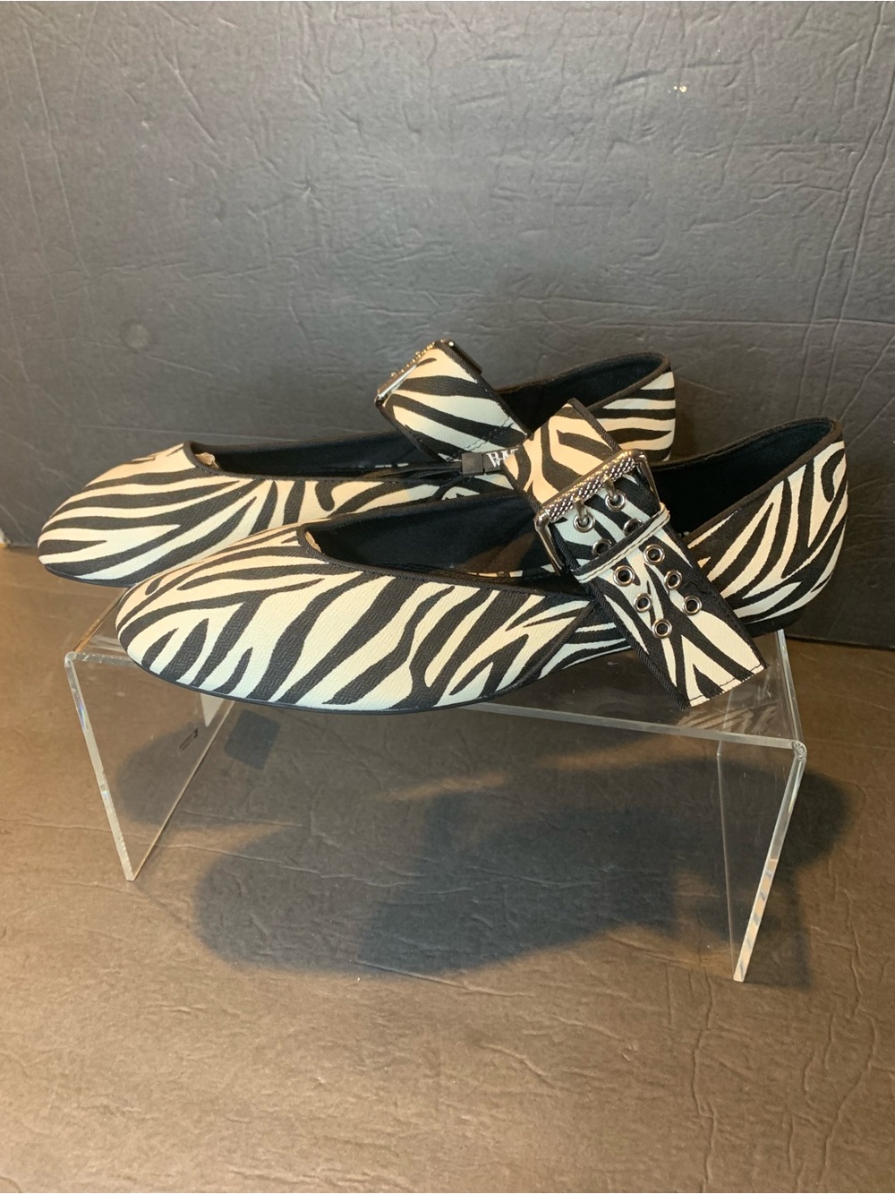 ZARA NWT 37 Zebra Print Mary Jane Flats - Black & White